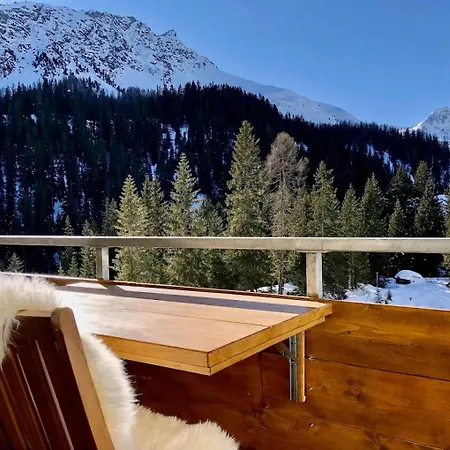 Rothornblick 32 By *